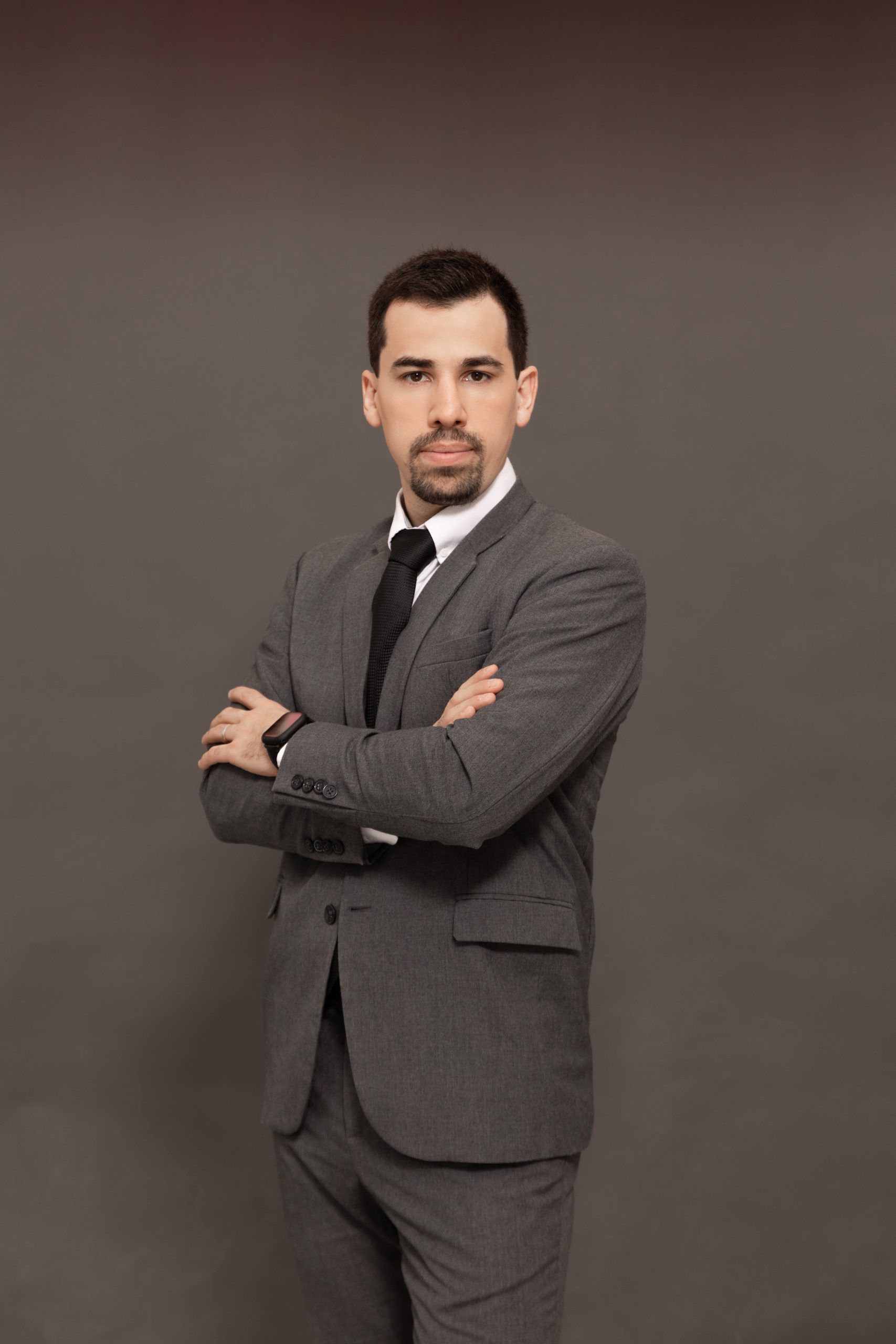 Oscar César Cairo, corredor inmobiliario en Paraguay